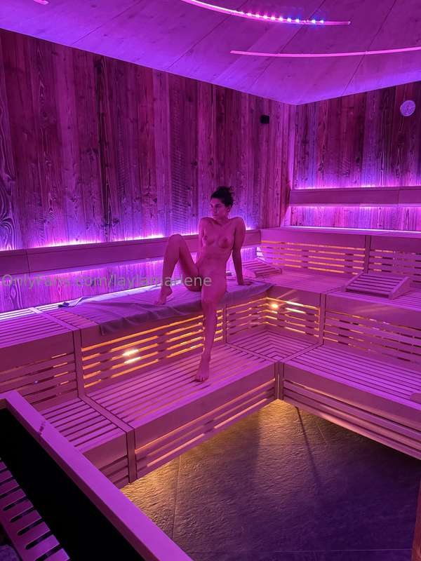 🇮🇹 Nuda nella sauna dell'hotel 👀 vuoi unirti a me?-🇬🇧 Naked .. 5