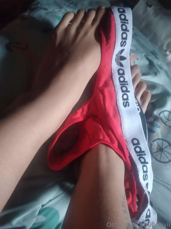 😏🤭🥵👣