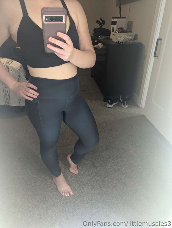 I bet I can give you a good time😘 3