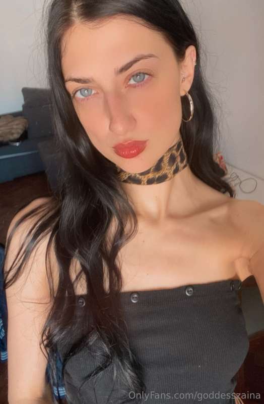 I'm looking for my perfect slave this month! The requirement..