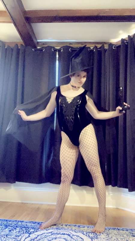 Witch and cheerleader costume pics n clips 👻 12