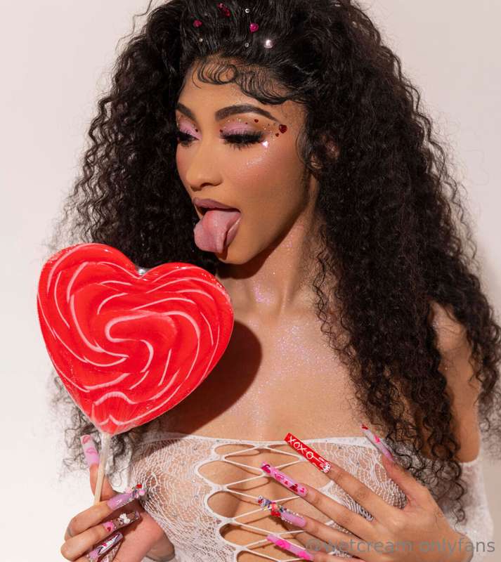 hugs, kisses & valentine wishes 💌! 19
