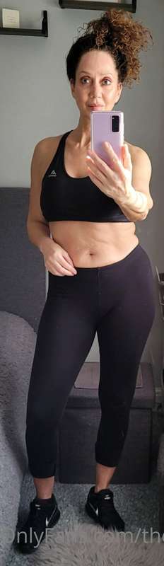 ...got some serious work to do on this tum & wobbly bits...!..