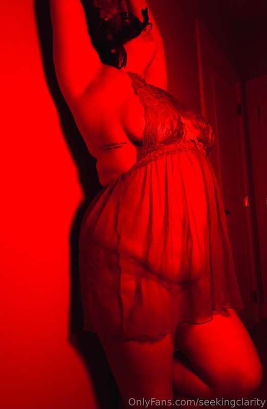 Preview of tonight’s photo shoot. Like for more! 8