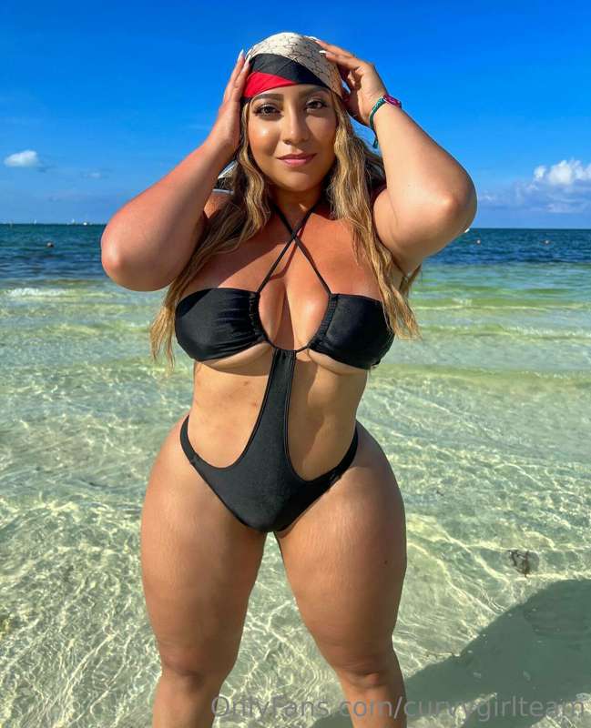 Follow the Gorgeous  
❣️ @lusciousnancy ❣️ 1