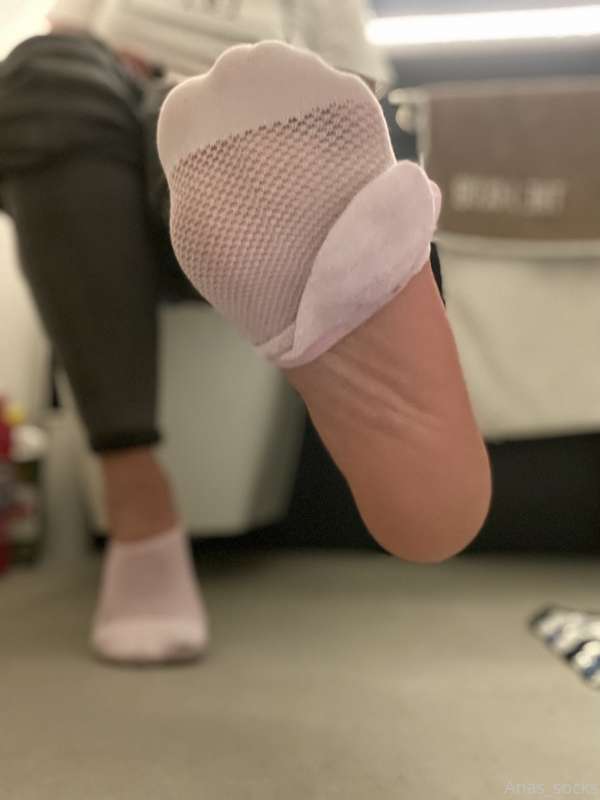 Worship  my stinky socks SOCK bi.tch! 👅👃🧦 5