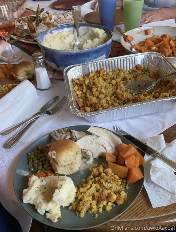 Happy thanksgiving! Thankful for y’all! 🦃  I will get back t.. 3