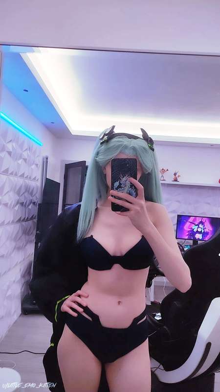 Rebecca cosplay work in progress 😊 6
