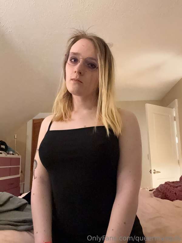 Went out, got tipsy, made out with two girls, let my partner.. 2