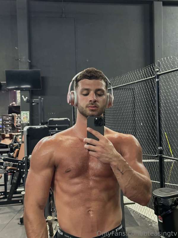 🤤💪