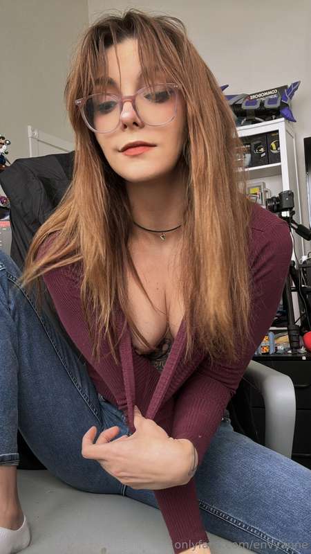 HIIIIII if you wanted to spoil me some more on my special da.. 13