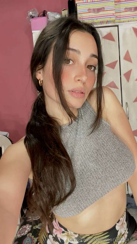 You don't have to be Naked to be Sexy..💋👅