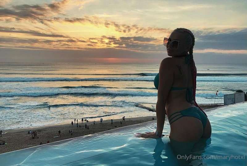 Aloha 💥🔥👅