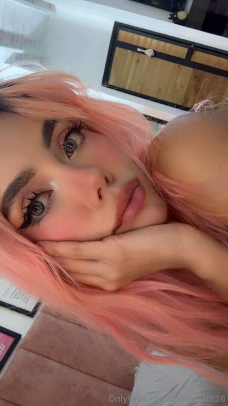 find me in the chat to have fun love 🥵🥵