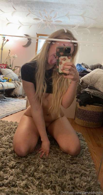 Let’s chat😜