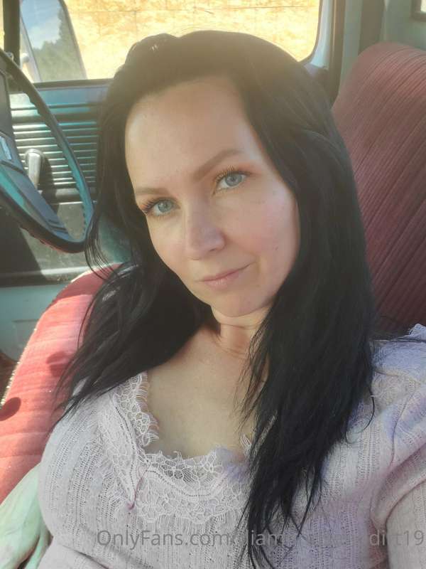 Diamondsanddirt19 - Onlyfans - 06 Jul, 2022
