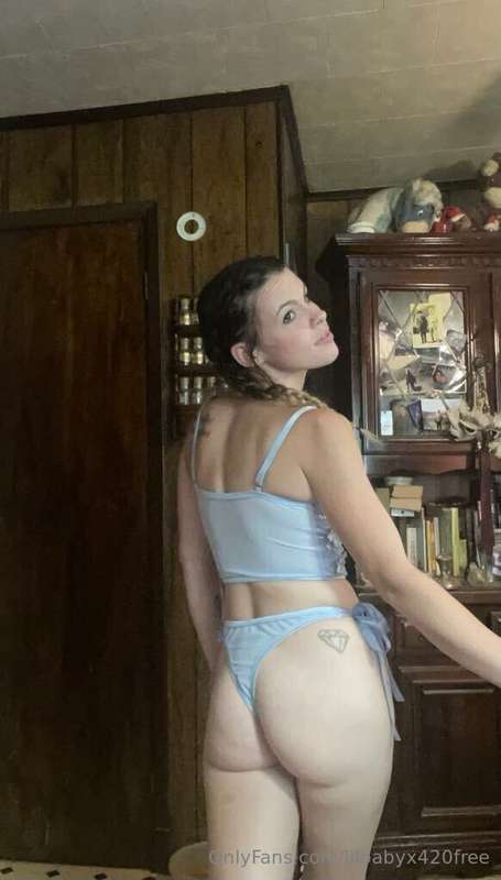 Lilbabyx420Free - Onlyfans - 16 Aug, 2024