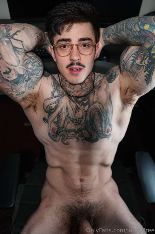 I’ve got the perfect seat for you 😉…My VIP content 🔞👉 @Jakip..