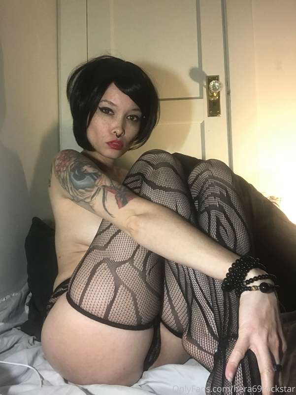 Come touch me 😍