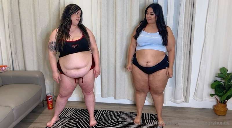 Two hot fatties stretching is definitely better than one 🥵🐽 20