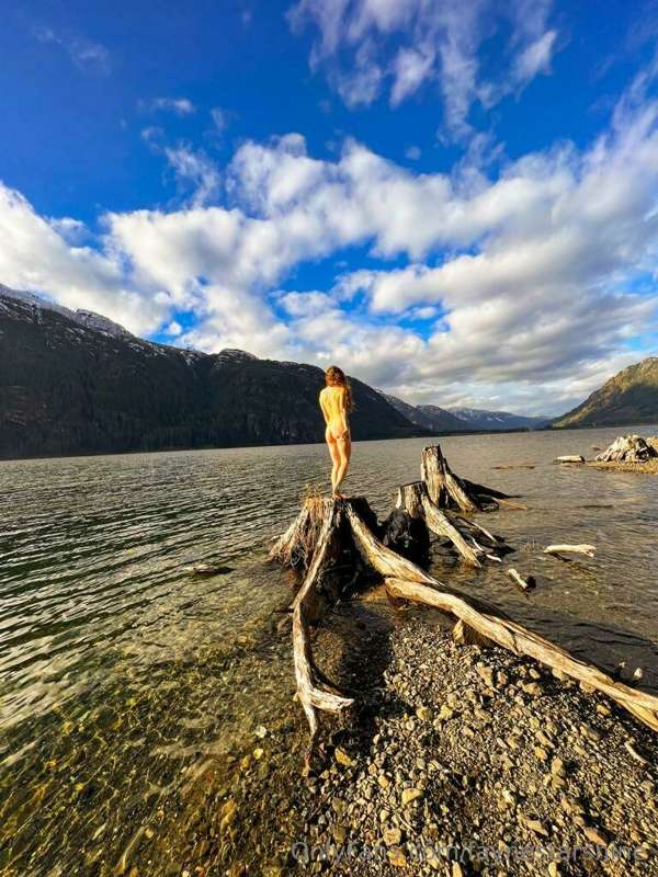 I could stay here forever. Photo by @ikarinotsuki