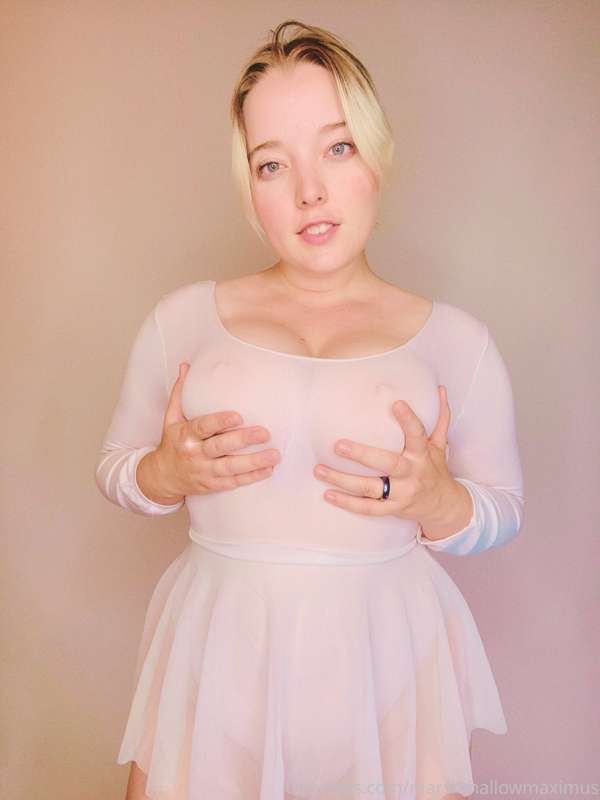 Think I’d make a good ballerina? 🩰✨ 9