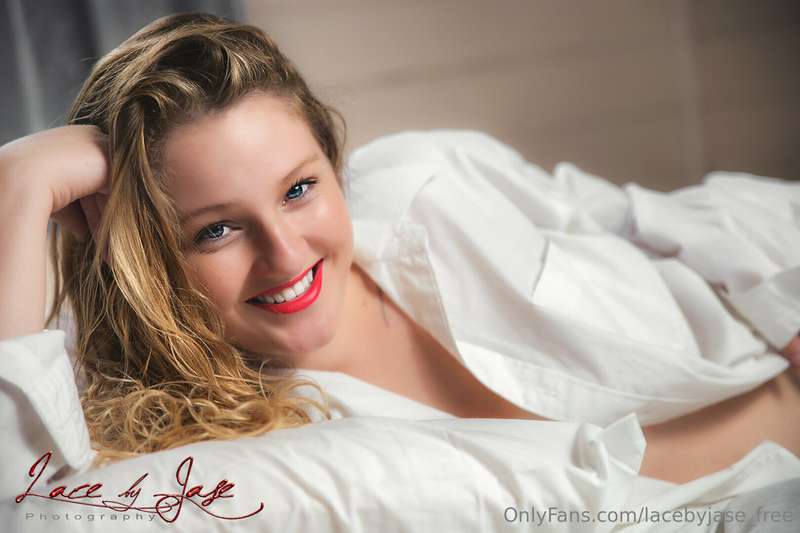 Free Set. 14 Images. 4