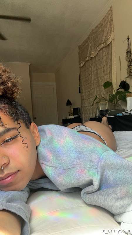 X_Emryss_X - Onlyfans - 16 Jul, 2024