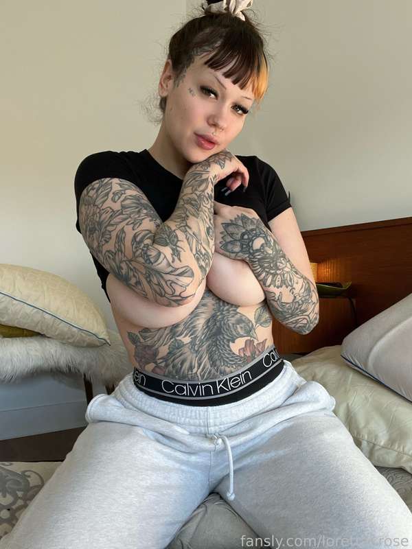 Lorettaxrose - Fansly - 05 Feb, 2024 9