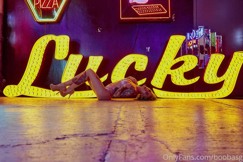 Up all night to get lucky 🍀 4