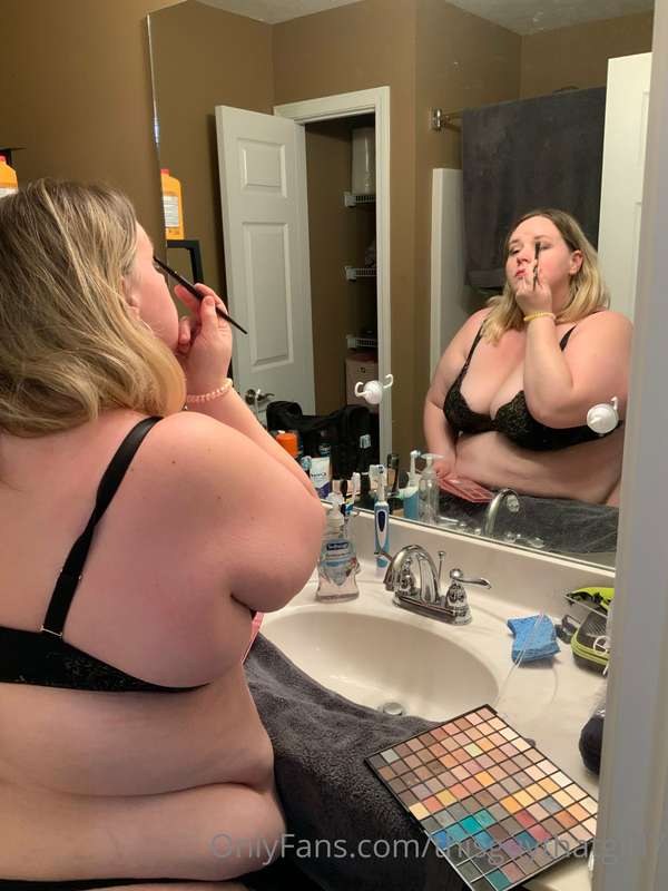 What it really looks like when I’m getting ready for a photo.. 5