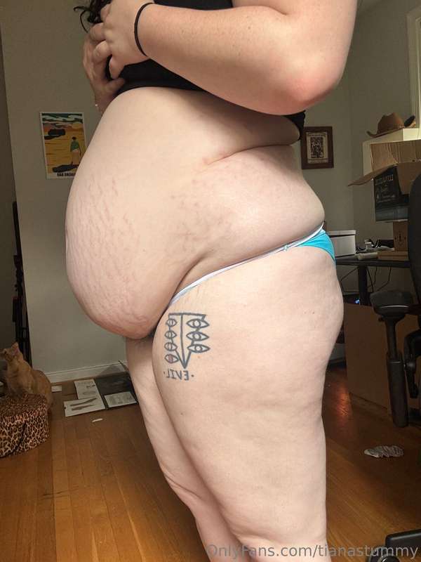 tfw ur actually built like a melted ice cream cone also in t.. 18