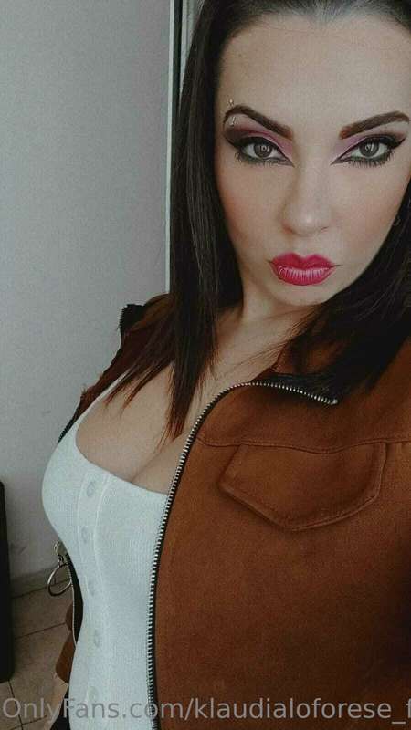 Siete pronti? Vi aspetto suo mio profilo Premium 💦💦💦🍆🍆 Ci sa..