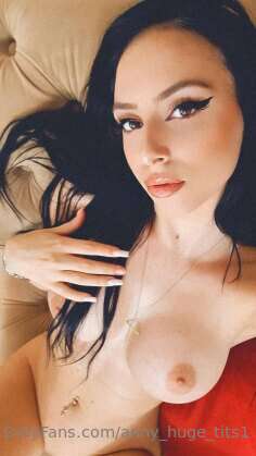 Check out what this shy girl with slutty soul can do with he..