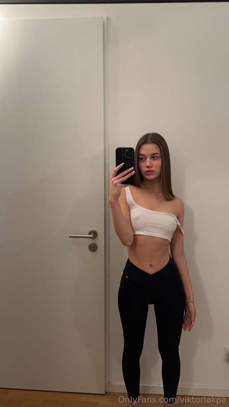 Viktoriakpa nude