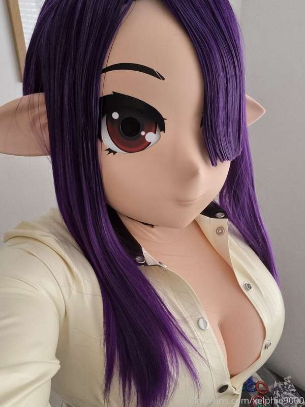Some rubbery selfies taken during today's photoshoot! 3