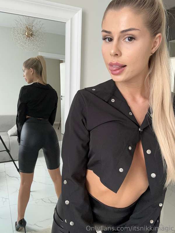 This ass will grab men's attention when I walk down the stre..