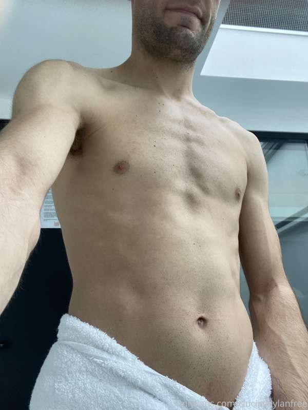 Mmmm my temptation ....I love eating boys body's 🥵💦