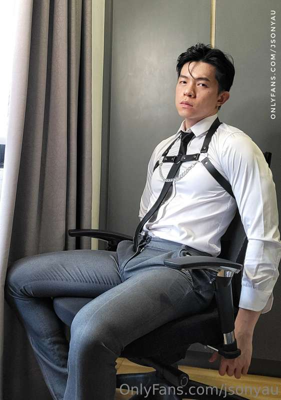 Suit and tie, and inflated balloon 6