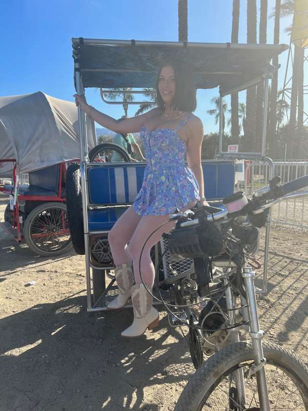Coachella dump! 🎡 👽 Which one's your favorite?? 2