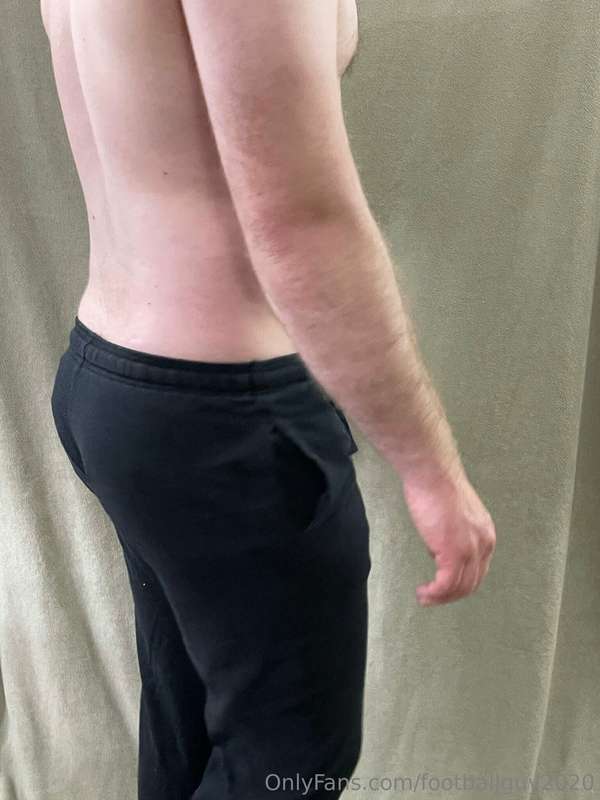 The Shirtless Sarge - Showing off the SARGE bod! Set 11 28
