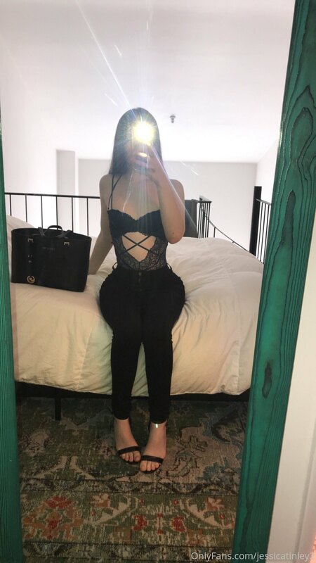 Click here now⬇️
https://onlyfans.com/jessicatinley 3