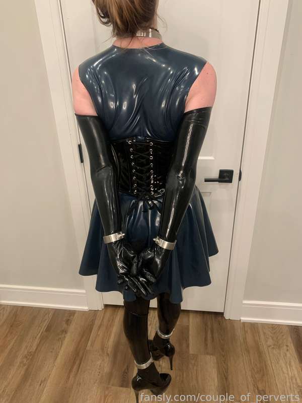 Couple_Of_Perverts - Fansly - 25 Oct, 2022 1