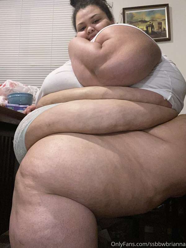 God I love how fat I’ve gotten.