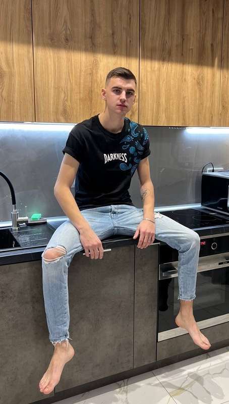 😈Tall Twink with 22cm 🍆

@DANIEL_KANNE
@DANIEL_KANNE

Subscr.. 4