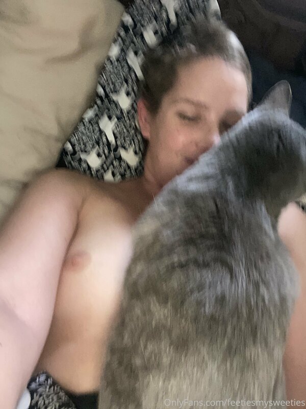 Super hungover this morning at least someone appreciates a l.. 3