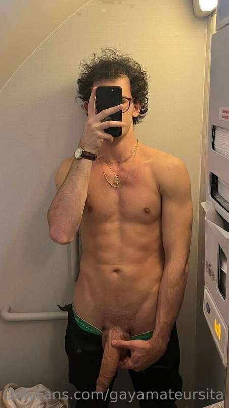 💥New Italian guy on our page: @midot24 XXL Hung Dom Top! You..