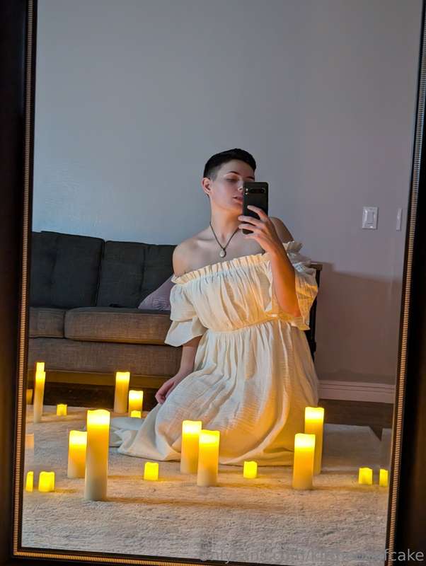 I CANNOT SLEEP SO IM MAKING CREEPY TIKTOKS HERES A BOOB