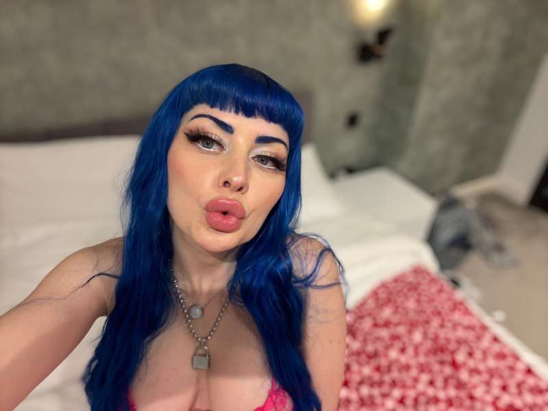 Kiss kiss 💋💋