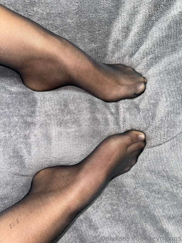 Zeynylons - Onlyfans - 26 Jul, 2024 2